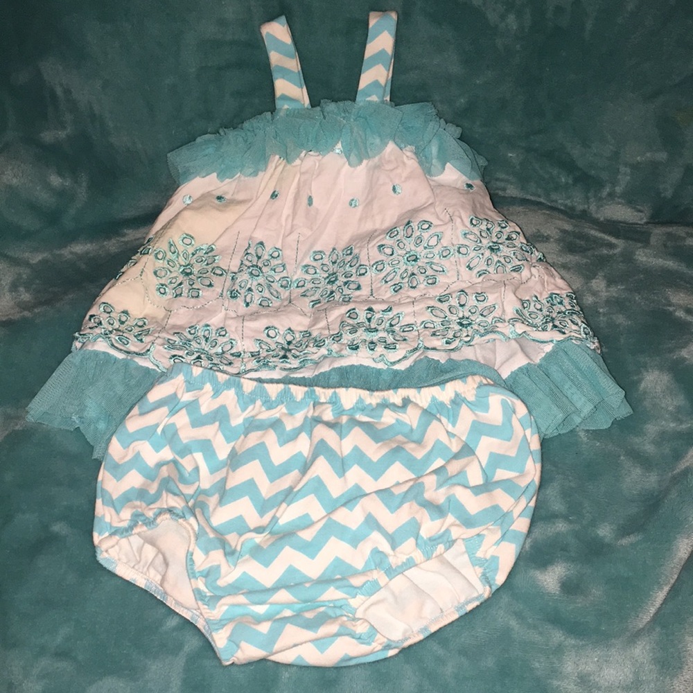 Girls 6/9 month, summer outfit